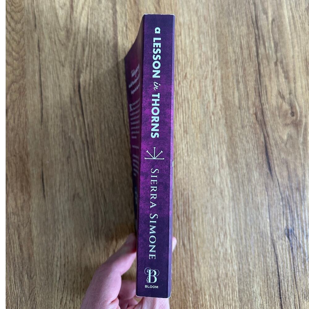 A Lesson In Thorns By Sierra Simone Digitally Signed Paperback - Picture 3 of 9